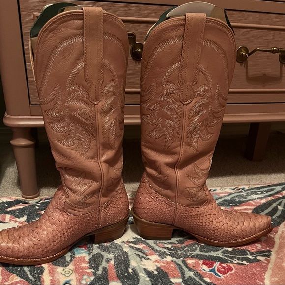Tecovas Annie Dusty Rose Python Boots 6.5 - Picture 3 of 9
